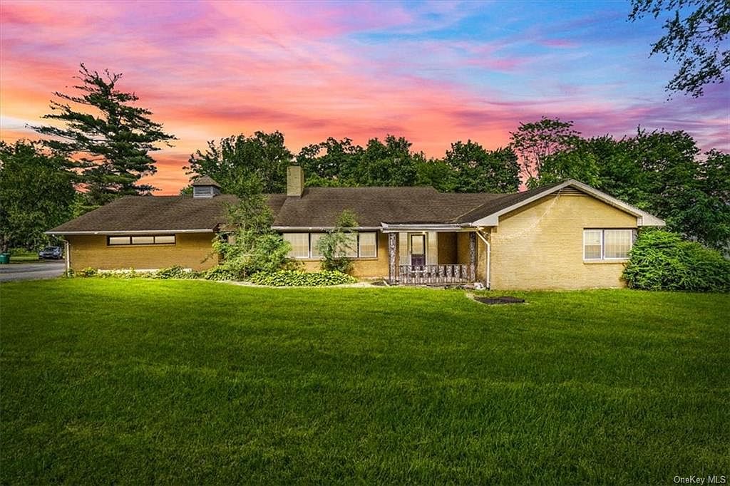 8 Balmville Road, Newburgh, NY 12550 Zillow