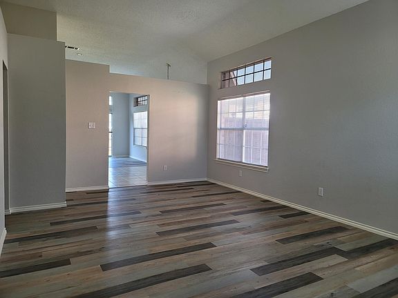 3rd image of 10200 Concord Dr