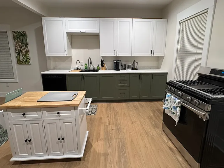 220 W Buena Vis — Photo 5