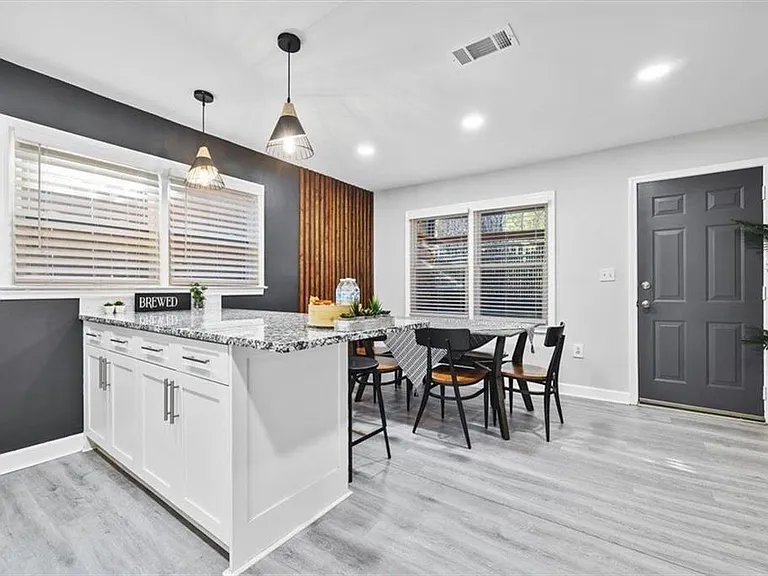 2659 Glenvalley Dr #B — Photo 8