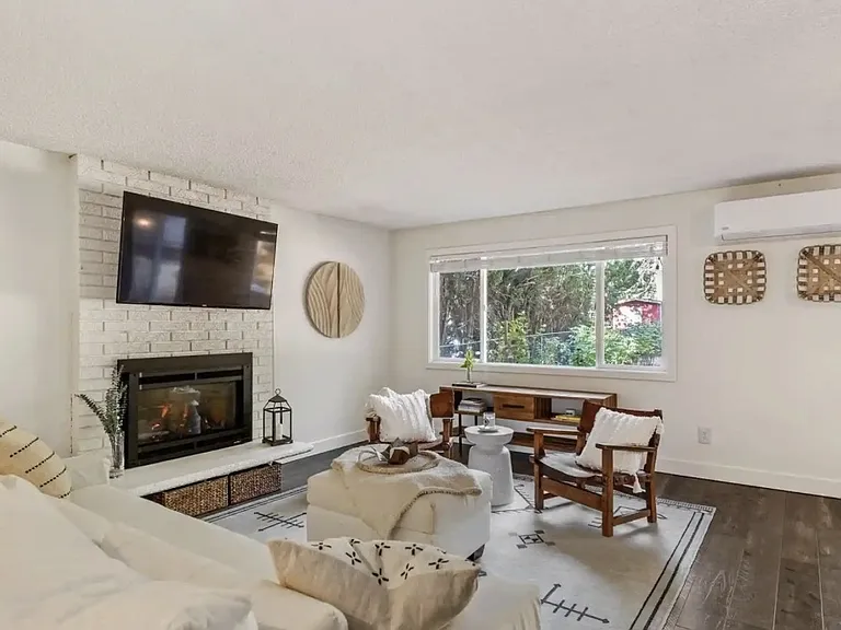 16821 Cortez Ct — Photo 6