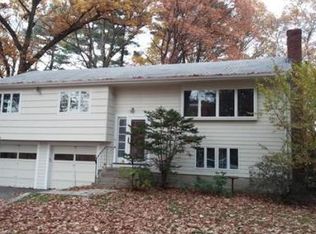 8 Shady Oak Ln, Natick, MA 01760