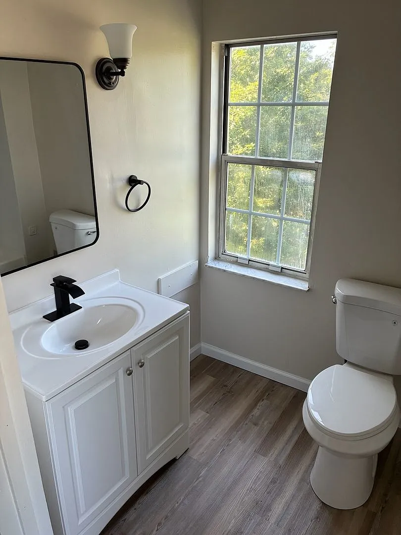 2 bed, 600 sqft, $1,545 — Photo 2