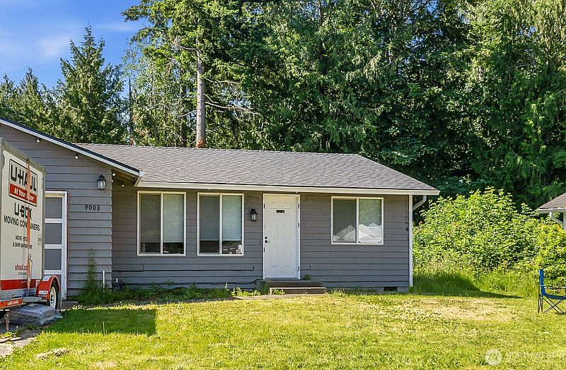 2nd image of 9010 9th Place SE