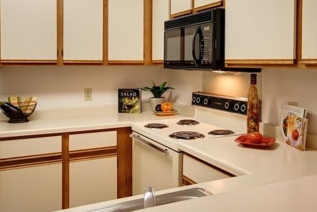 2nd image of 2811 Cutters Grove Ave APT 203