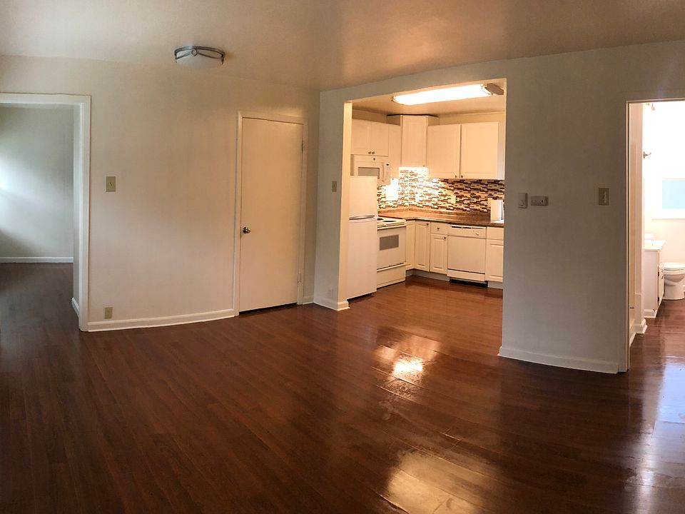 1st image of 3023 Russell Way #15