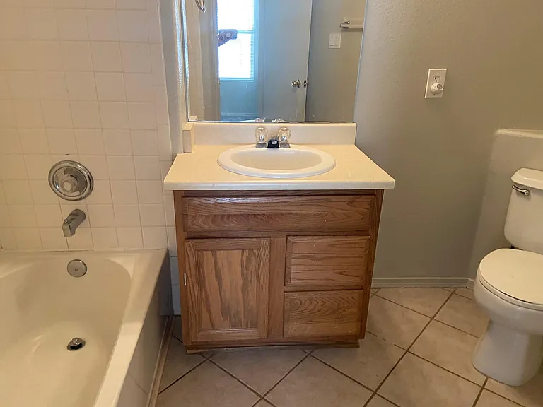 7817 Louisiana Blvd NE #402 — Photo 15