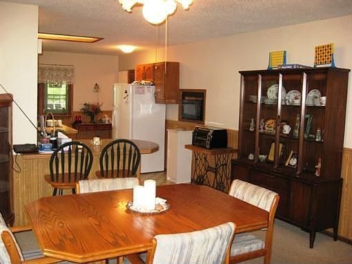 3rd image of 37684 Teal Dr
