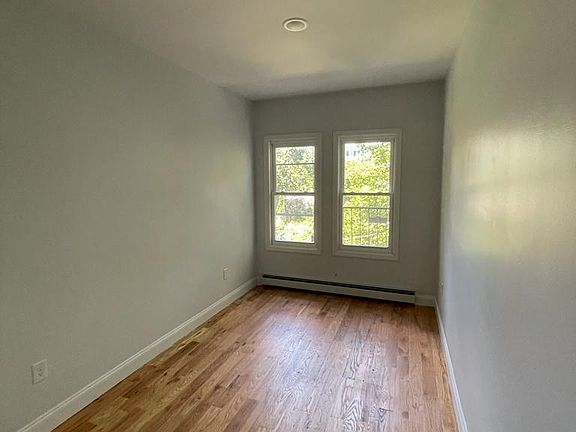 4th image of 37 William St Floor 1