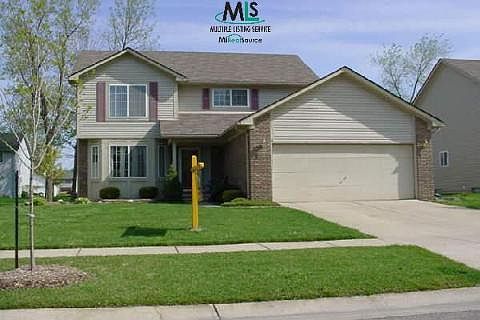 1st image of 153 Woodslee Dr