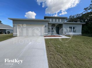717 Garvey Rd SW, Palm Bay, FL 32908