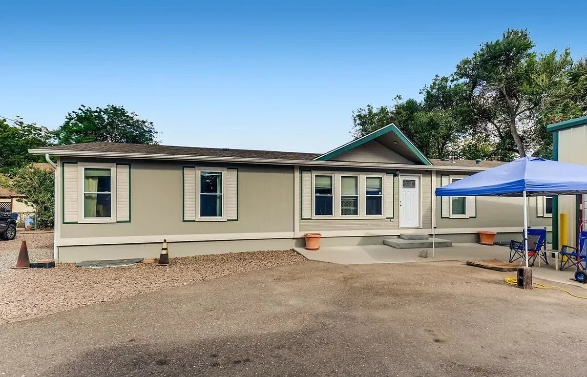 6 bed, 1.0 bath, $820 — Photo 2