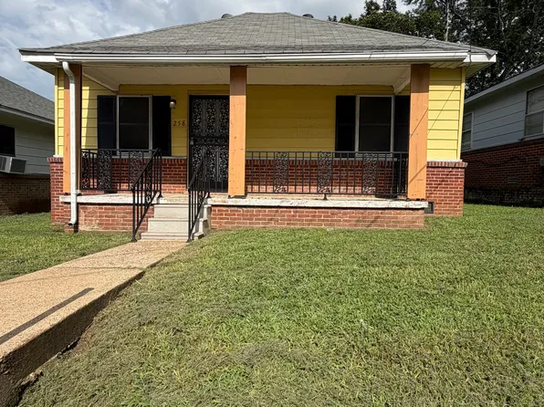 258 Oak St, Jackson, TN 38301