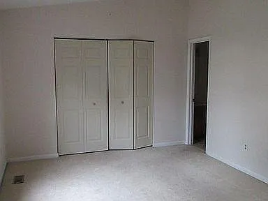 37 Oak Crest Ct — Photo 3