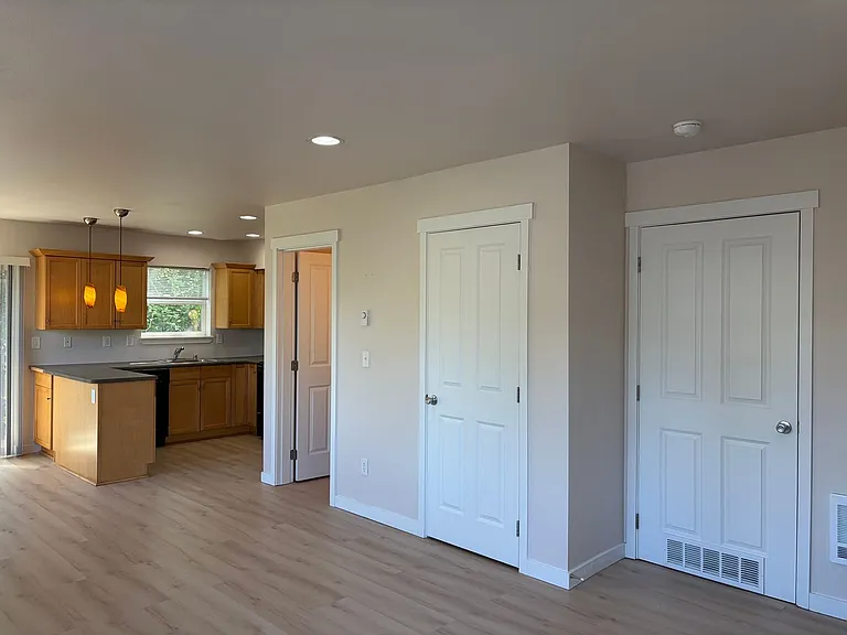 5739 Fallbrook Ln — Photo 6