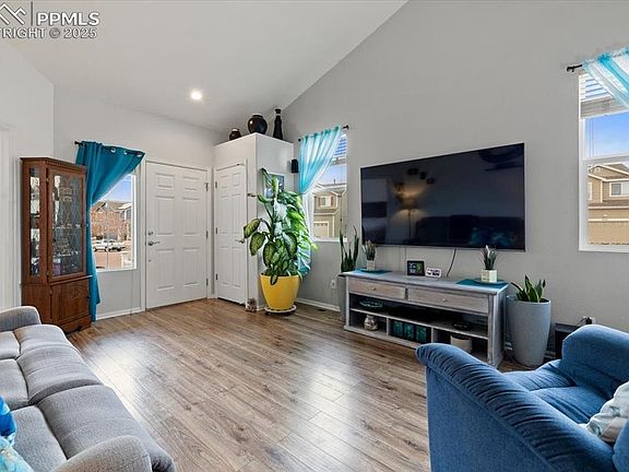 3rd image of 1893 Silver Meadow Cir