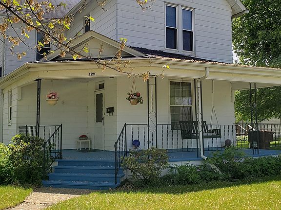 3rd image of 122 3rd Ave E