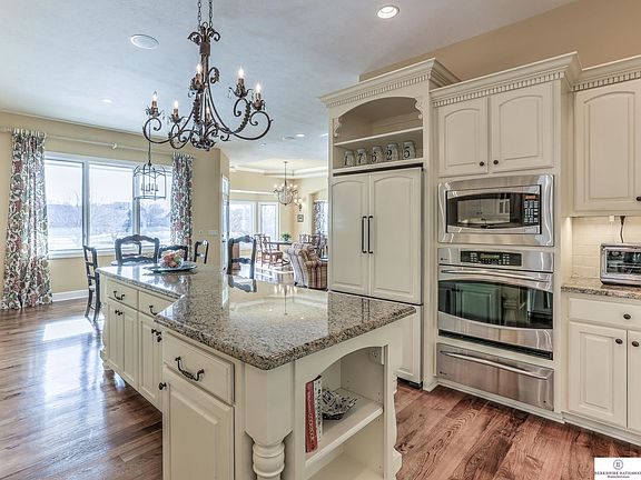 5th image of 17625 Douglas Cir