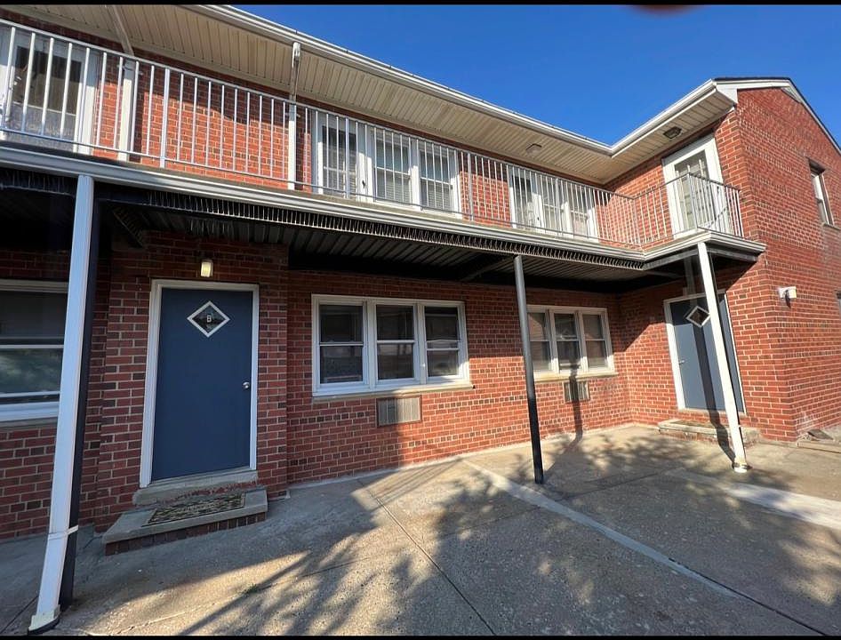 1st image of 59 Roosevelt Blvd #C1