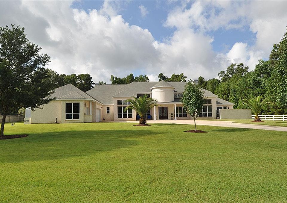 1st image of 260 Vista Del Lago Dr