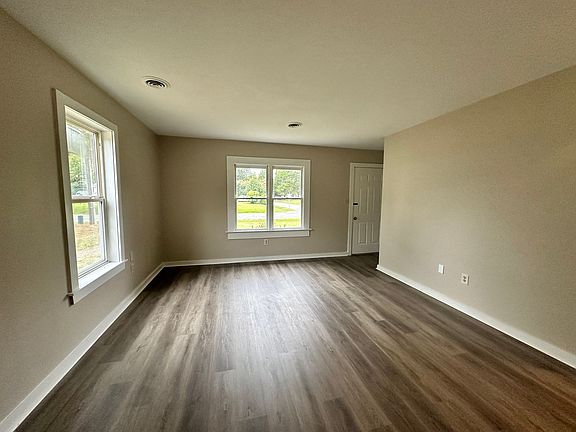 4th image of 7454 Bellehaven Dr