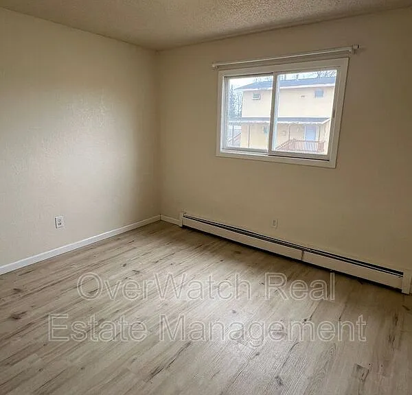 827 E 11th Ave #4 — Photo 9