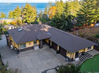 3030 Dolphin Dr, Nanaimo, BC V9P 9J3