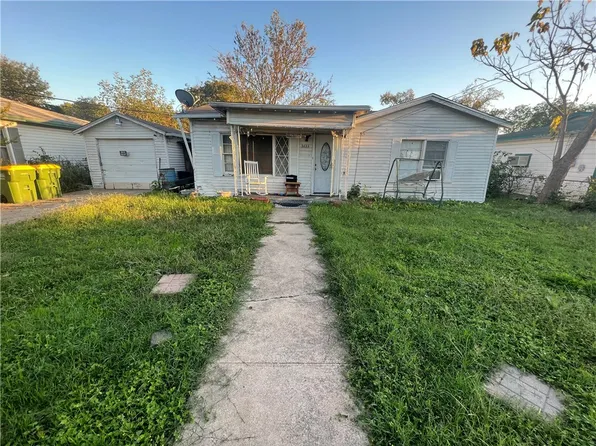 3633 Redbird St, Waco, TX 76705