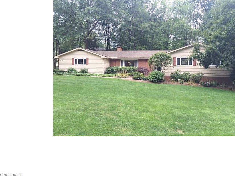 1st image of 8728 Forest Hill Dr NE