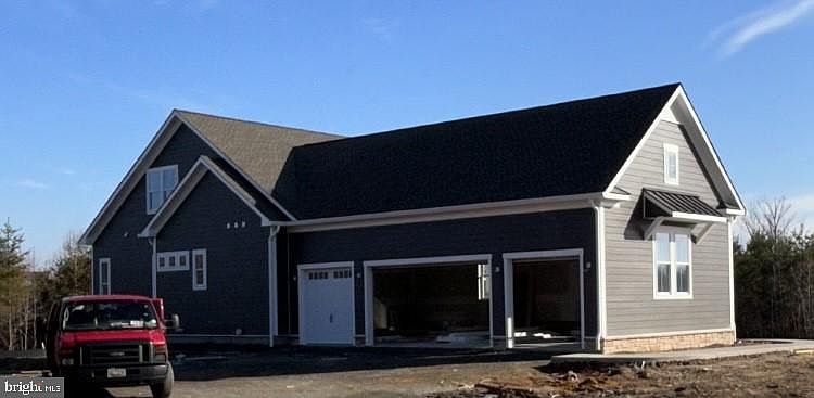 2nd image of 8519 Highclere Ln