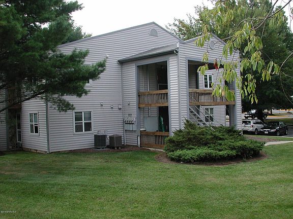 2nd image of 1315A Henry Ln