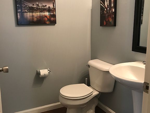 1/2 bath