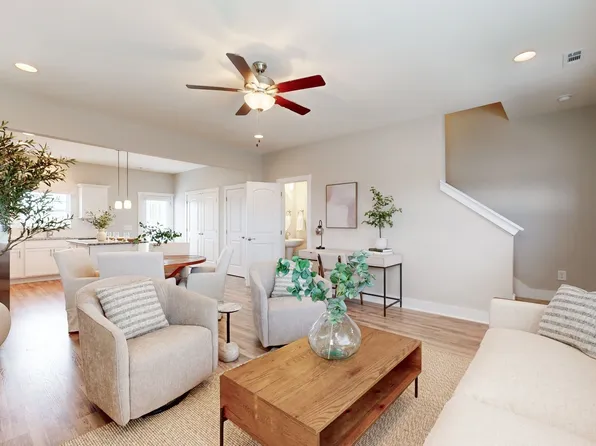 225 Dry Creek Cmns, Goodlettsville, TN 37072