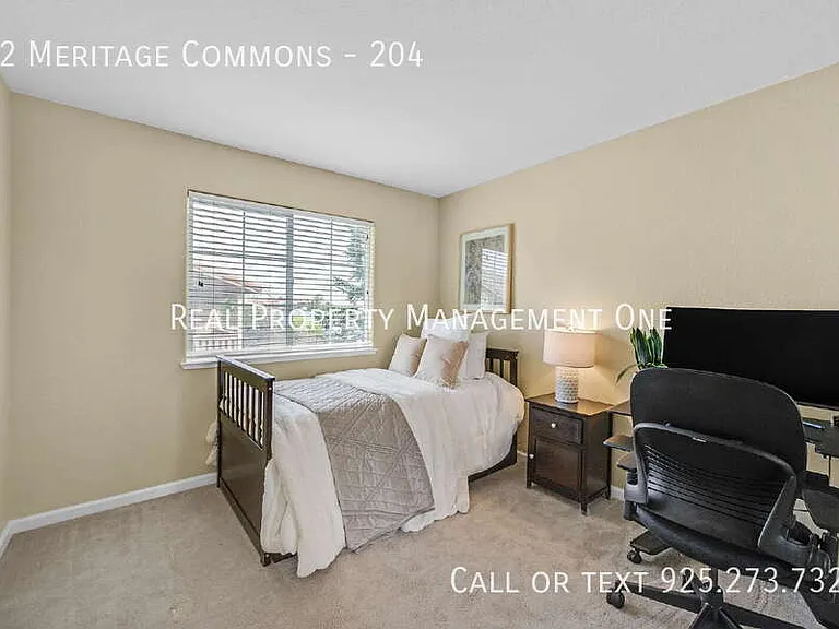 32 Meritage Cmn #204 — Photo 20