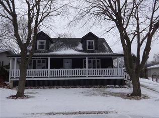 1053 S Decatur St, Hobart, IN 46342