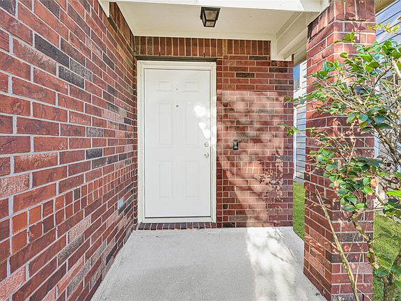 2nd image of 14818 Aberdeen Meadow Ln