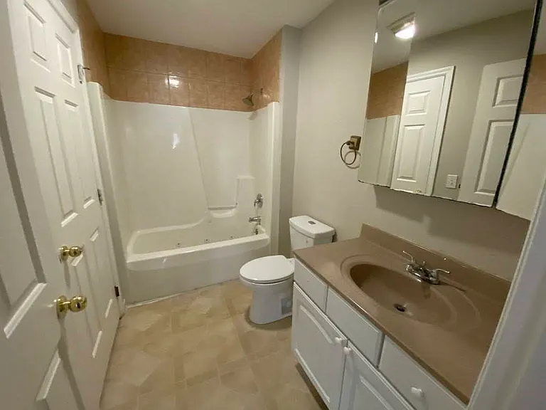 37 Glen Ave #28 — Photo 11