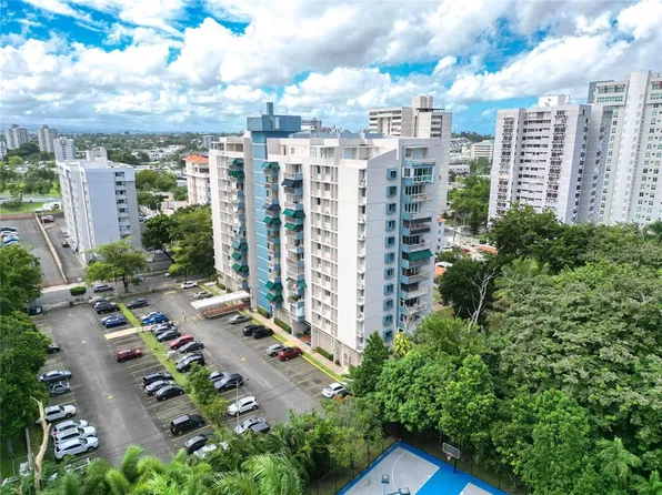 J5 San Patricio #1003, Guaynabo, PR 00968