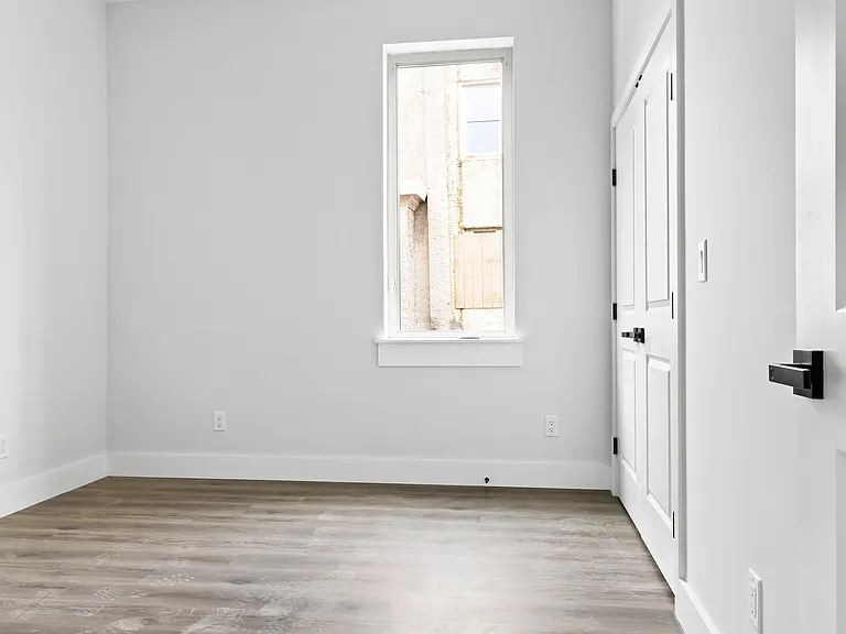 1515-19 W Dauphin St #3 — Photo 7