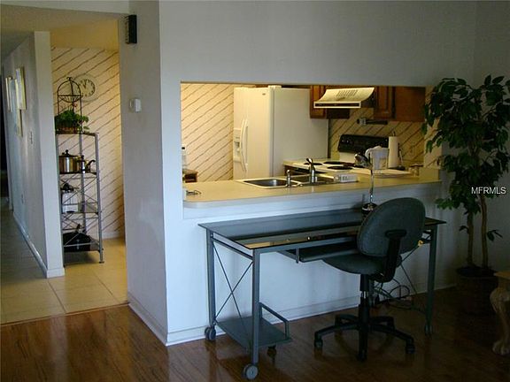 5th image of 106 1st St E APT 213