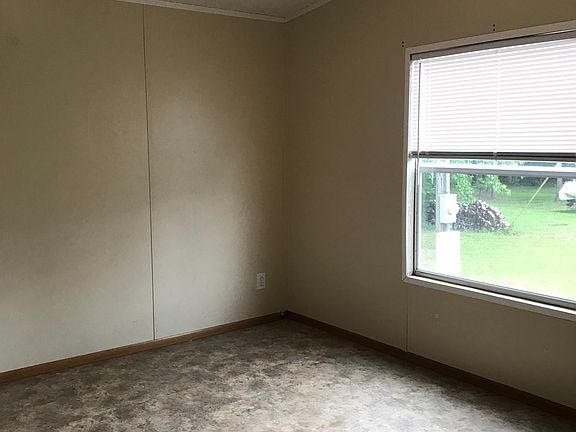 4th image of 4513 Grand Oaks Dr
