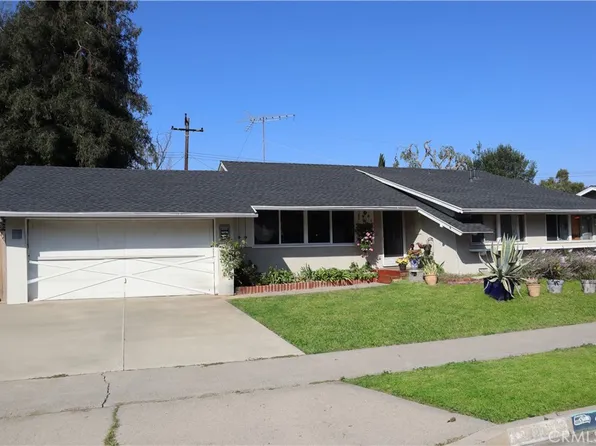 420 Bucknell Rd, Costa Mesa, CA 92626