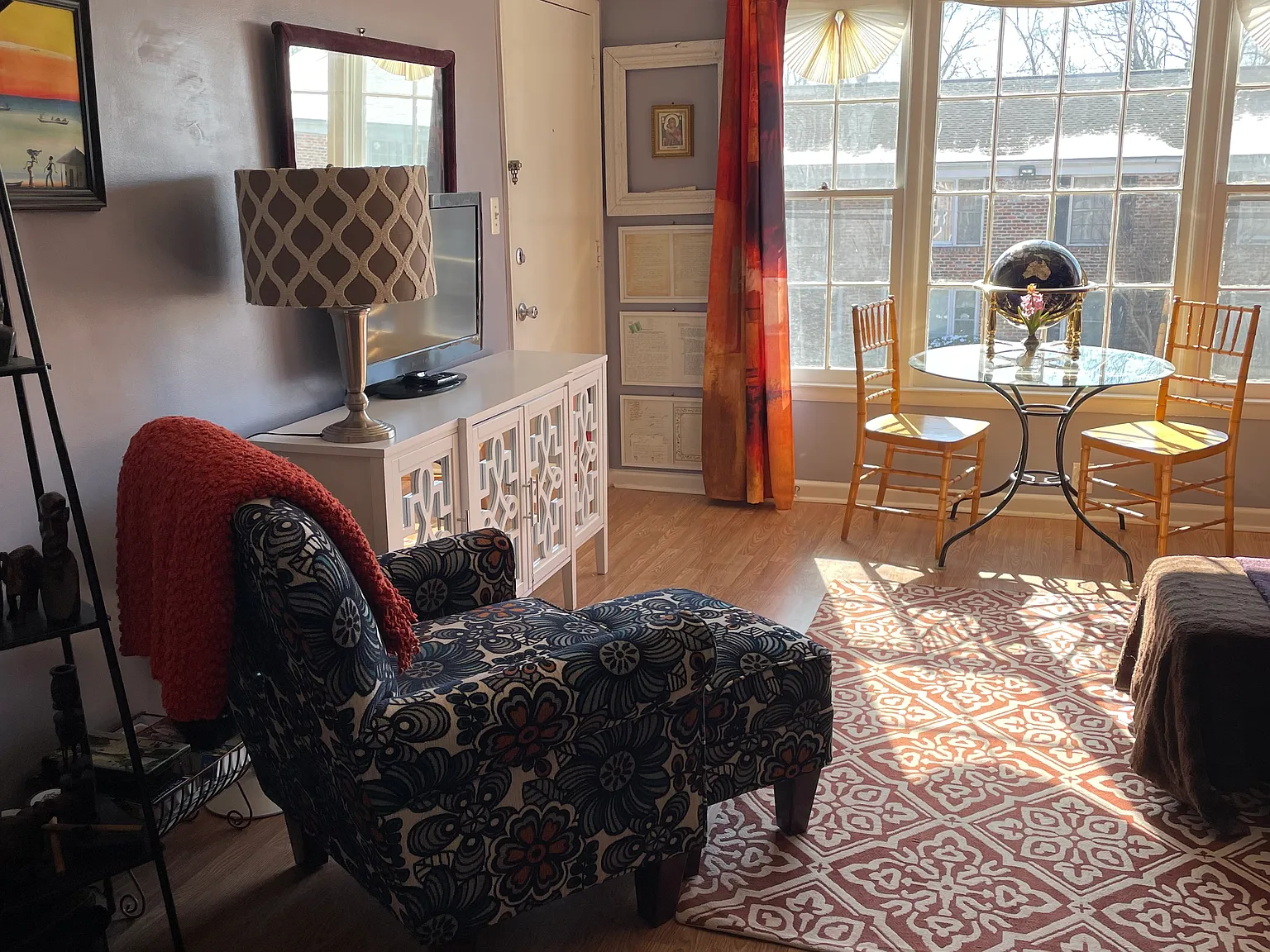 2 bed, 900 sqft, $975 — Photo 2