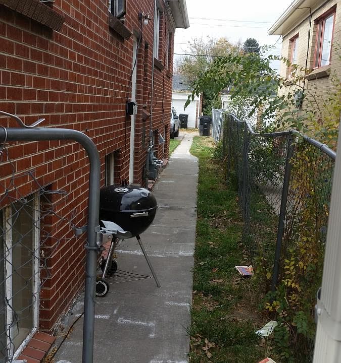 1st image of 1577 Tamarac St
