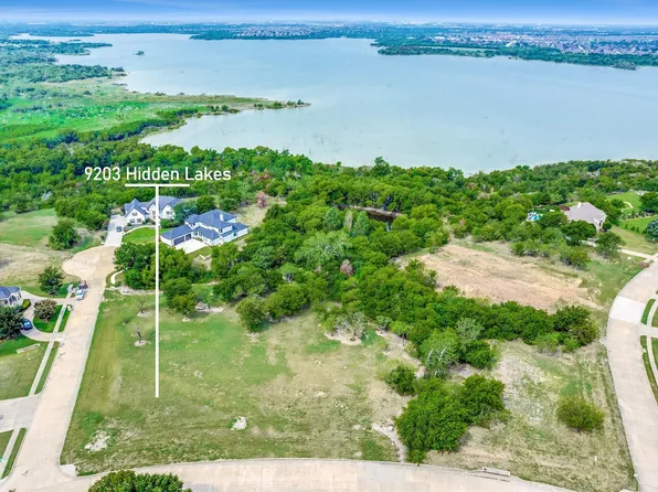 9203 Hidden Lakes Ct, Cedar Hill, TX 75104