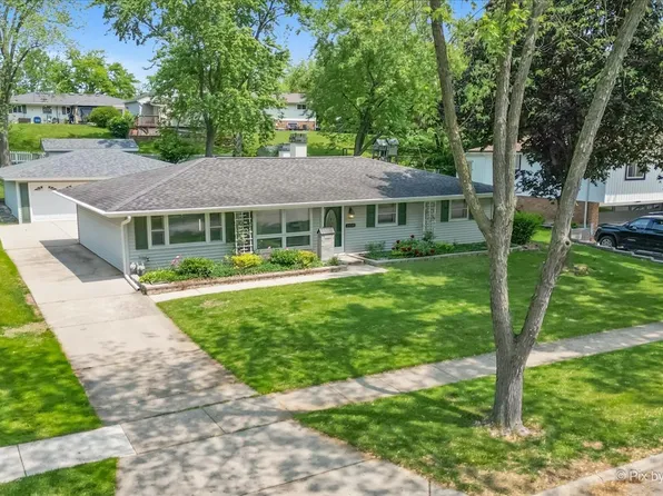 1434 Somerset Ln, Schaumburg, IL 60193