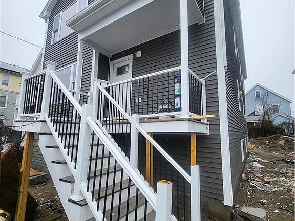 2nd image of 731 Potters Ave