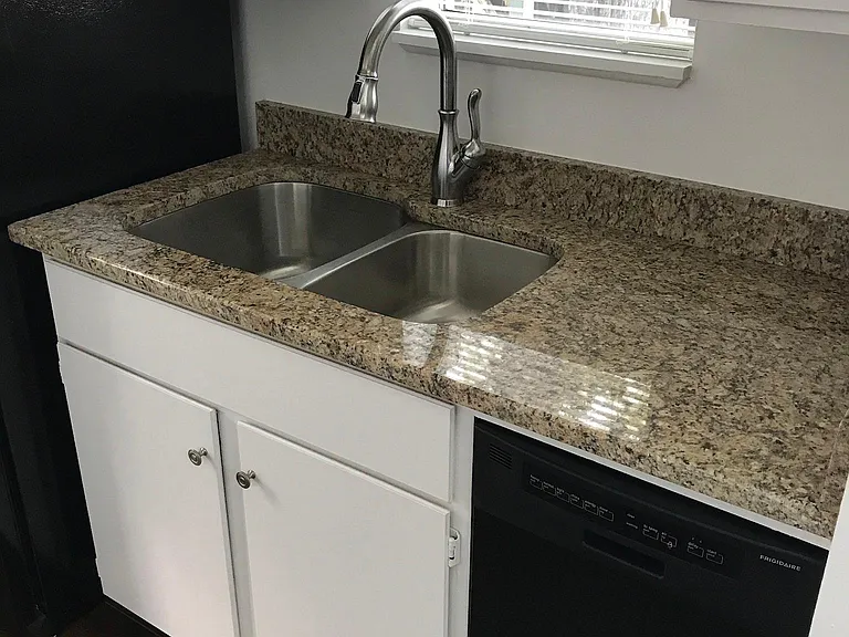 1112 Welch St #2 — Photo 9