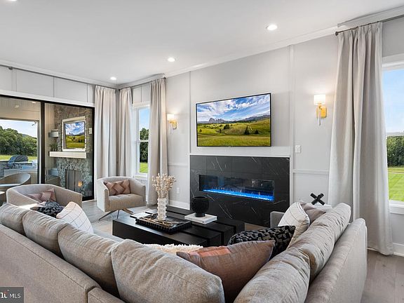 4th image of 214 Equestrian Way Lot 89