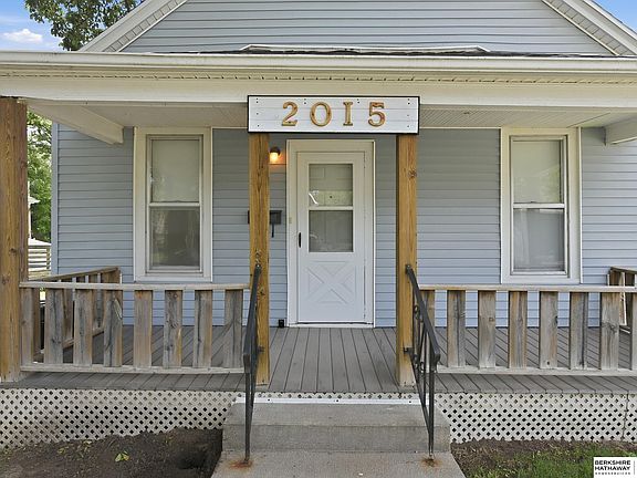 2nd image of 2015 Fowler Ave